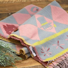 Load image into Gallery viewer, Howl's Moving Castle Buttoned Stole