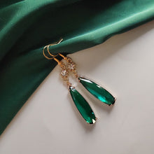 Load image into Gallery viewer, Howl's Tourmaline Crystal Earrings