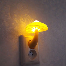 Load image into Gallery viewer, Totoro&#39;s Forest LED Socket Mushrooms
